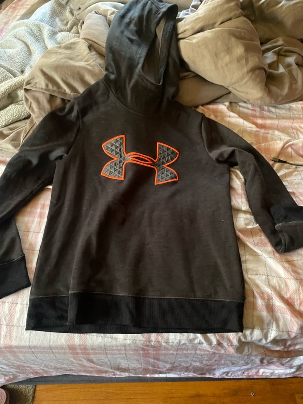 Under Armour Black Hoodie with Orange-Trim Logo and Patterned Fill